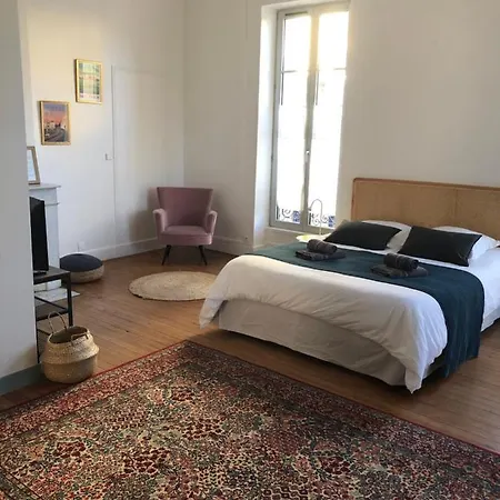 Maison St